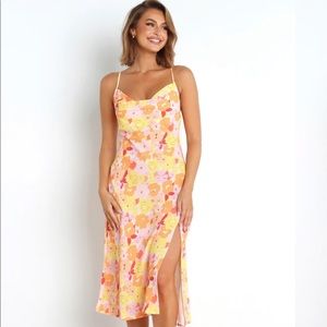 Floral midi dress with high slit